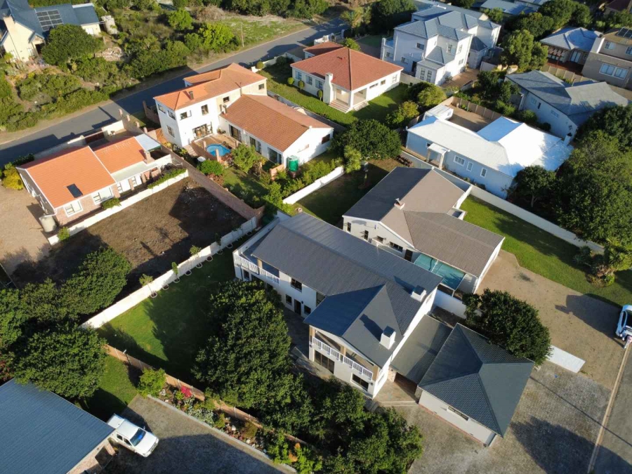 3 Bedroom Property for Sale in Stilbaai Wes Western Cape